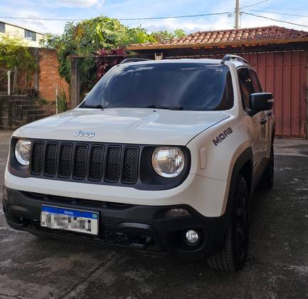 JEEP RENEGADE 2.0 16V TURBO DIESEL MOAB 4P 4X4 AUTOMÁTICO JEEP RENEGADE 2.0 16V TURBO DIESEL MOAB 4P 4X4 AUTOMÁTICO